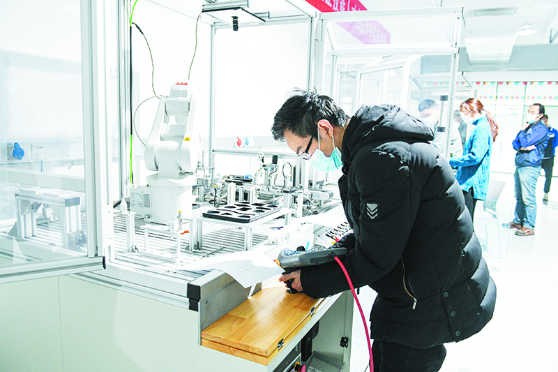 高新区打造科技创新的沃土和主阵地