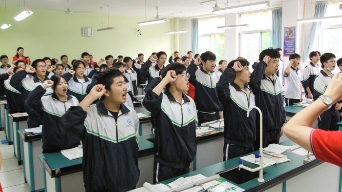 转淄博高新区实验中学举行2021中考壮行活动
